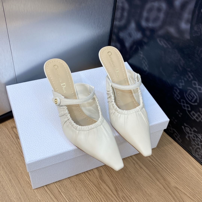 ch**an D*or slippers